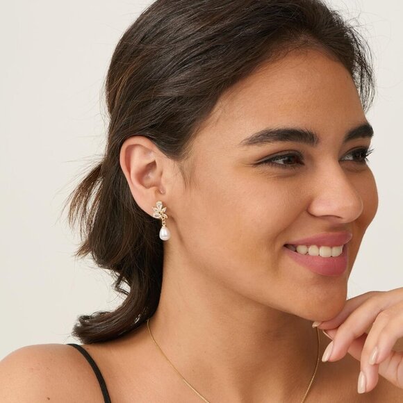 PRTGL Pearl Earrings Trendy 14K Gold Dainty Elegant Pearl Hook Earring for Women - Picture 2 of 6